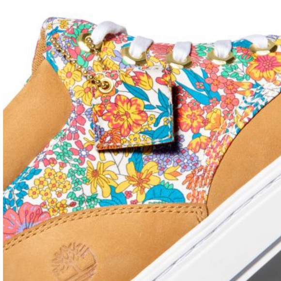TIMBERLAND WOMEN'S BRIA CHUKKAS LIBERTY FABRIC - Picture 8 of 8